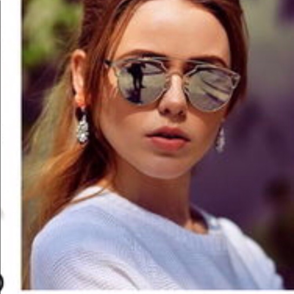 Silver mirrored sunglasses